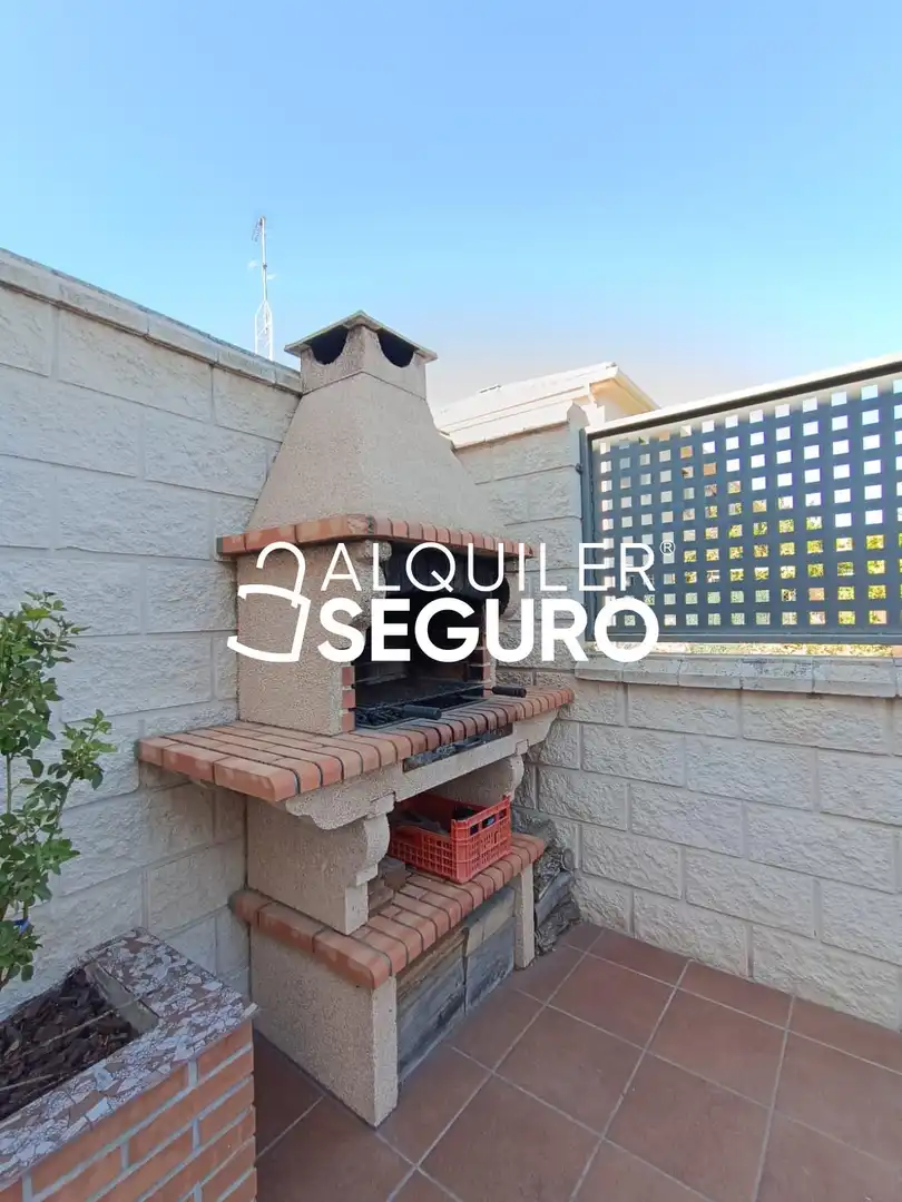 Casa o xalet de lloguer en Aranjuez amb Calefacció, Terrassa i Traster