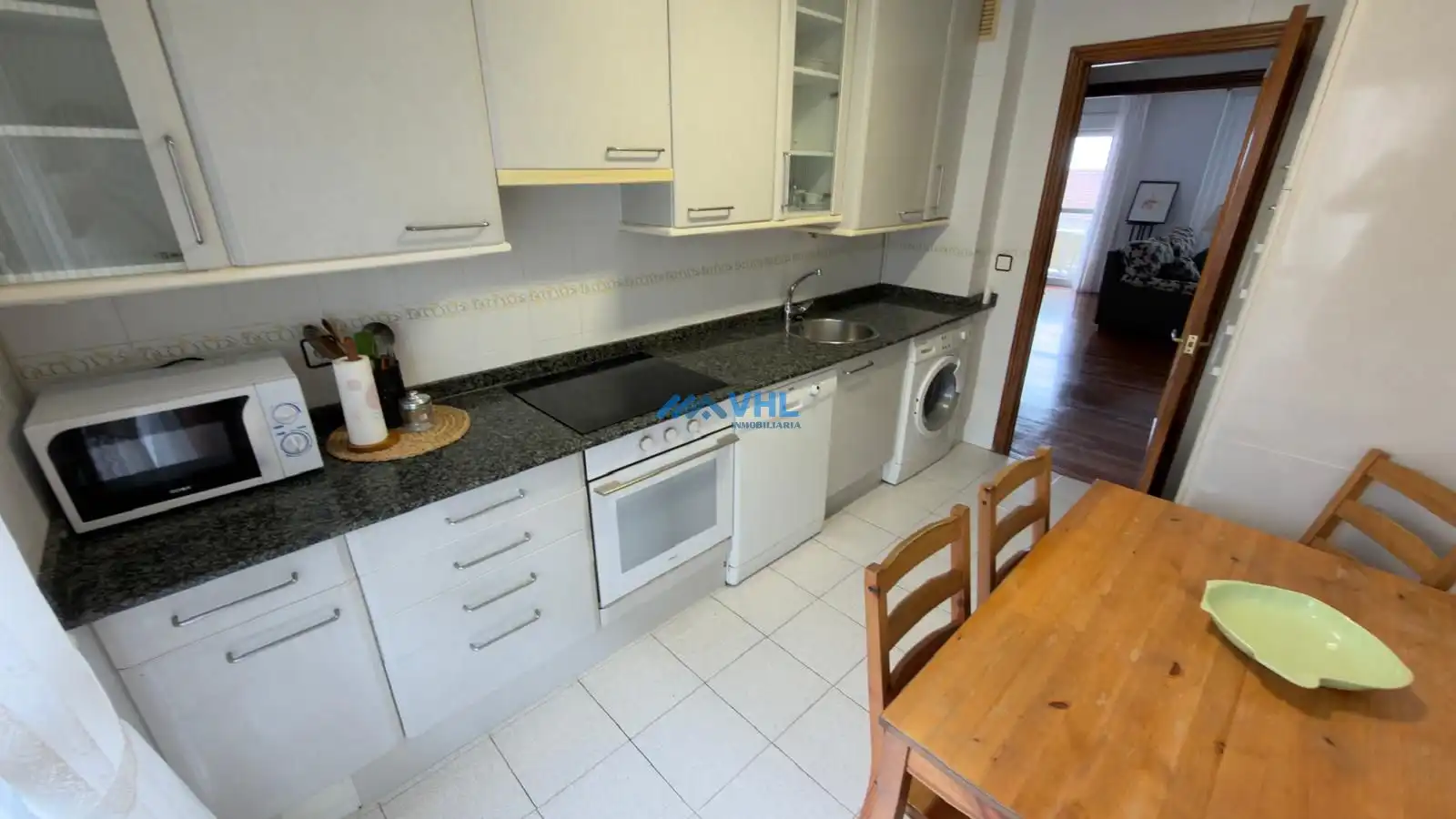 Cocina de Piso de alquiler en Castro-Urdiales con Calefacción, Terraza y Amueblado