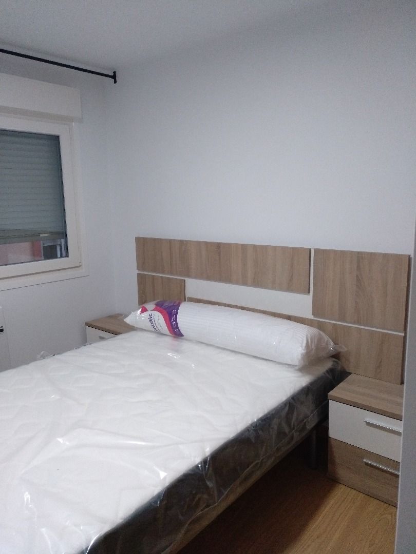 Apartment to rent in Avenida de Rosalía de Castro, Ensanche - Sar