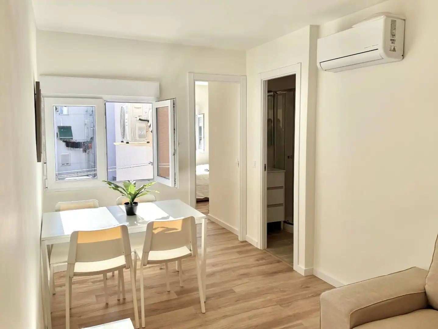 Habitación de Piso en venta en  Madrid Capital con Aire acondicionado
