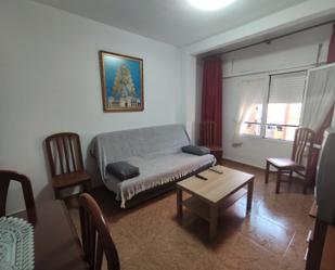 Sala d'estar de Pis de lloguer en Sanlúcar de Barrameda amb Aire condicionat, Calefacció i Terrassa
