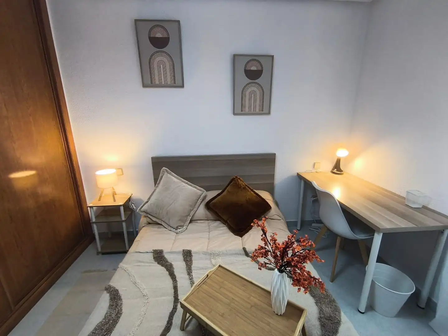 Bedroom of Flat for share in Alcalá de Henares  with Heating, Furnished and Oven
