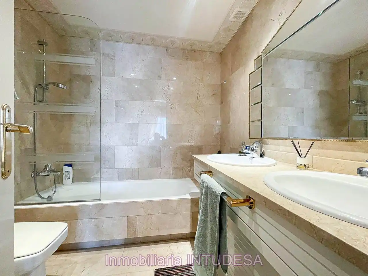 Dúplex en venta en Capuchinos, Centro