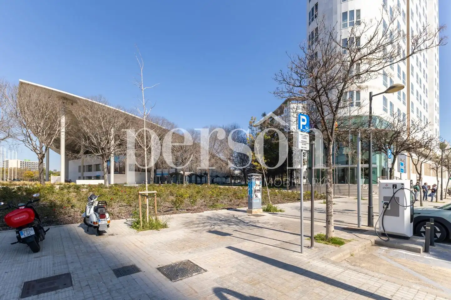 Parking de Local en venta en Valencia
