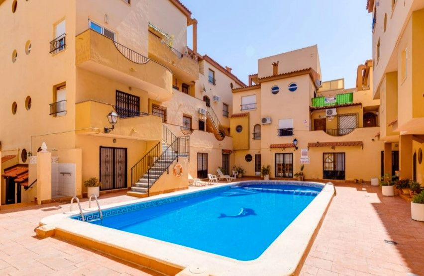 Exterior view of House or chalet for sale in Torrevieja  with Terrace, Furnished and Community pool