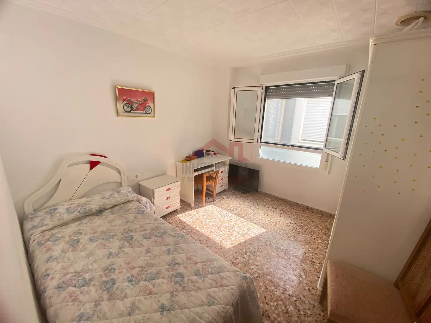 Habitación de Piso en venta en Elche / Elx con Trastero y Balcón