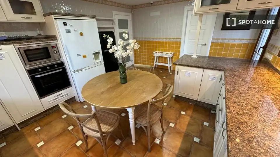Kitchen of Flat for rent in Alhaurín de la Torre  with Air Conditioner, Heating and Furnished