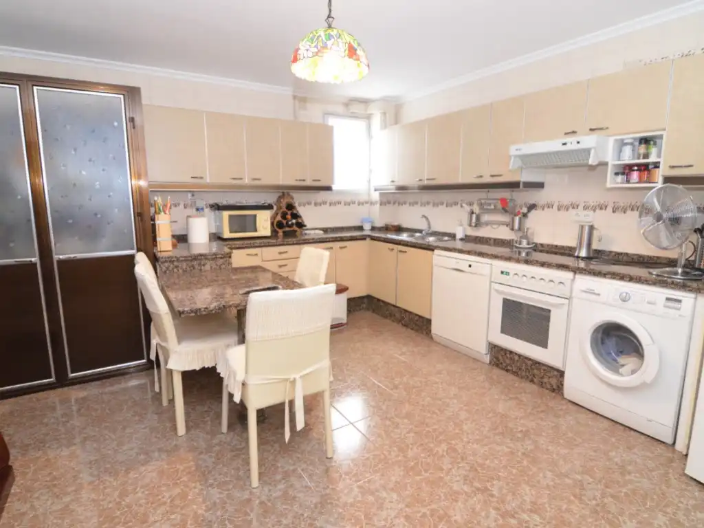 Wohnung zur Miete in Calle Francisco Rivera Paquirri, San José de la Rinconada