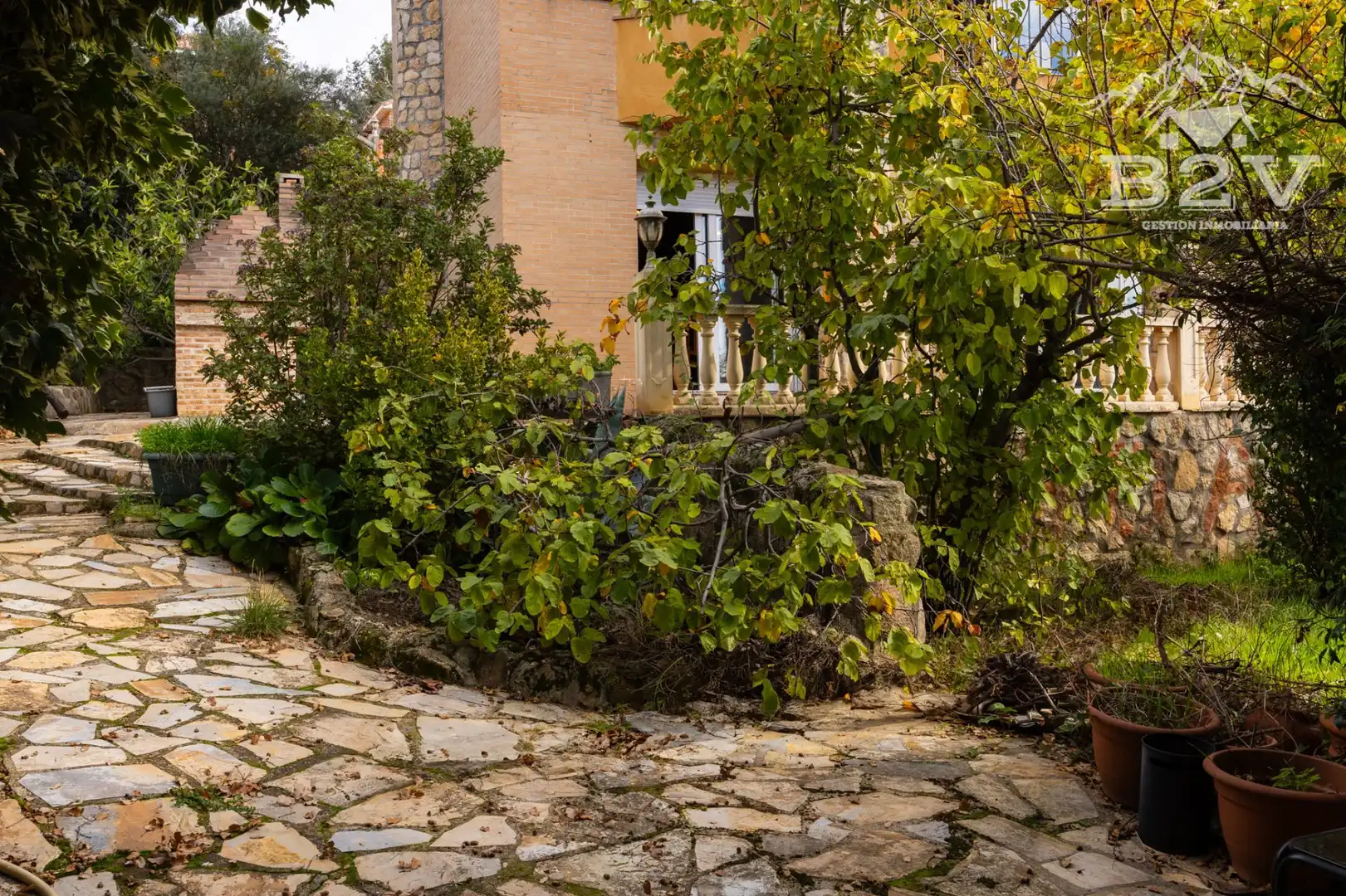 Vista exterior de Casa o xalet en venda en Venturada amb Aire condicionat, Calefacció i Jardí privat