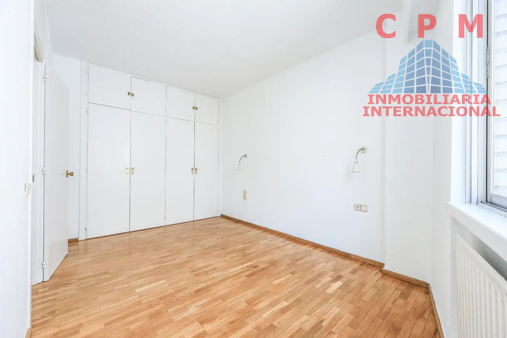 Schlafzimmer von Wohnung zur Miete in Madrid mit Klimaanlage, Heizung und Parkett