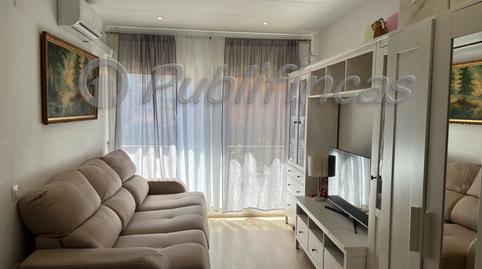 Foto 3 de Casa adosada en venda a Carrer de la Pau, Llefià, Badalona