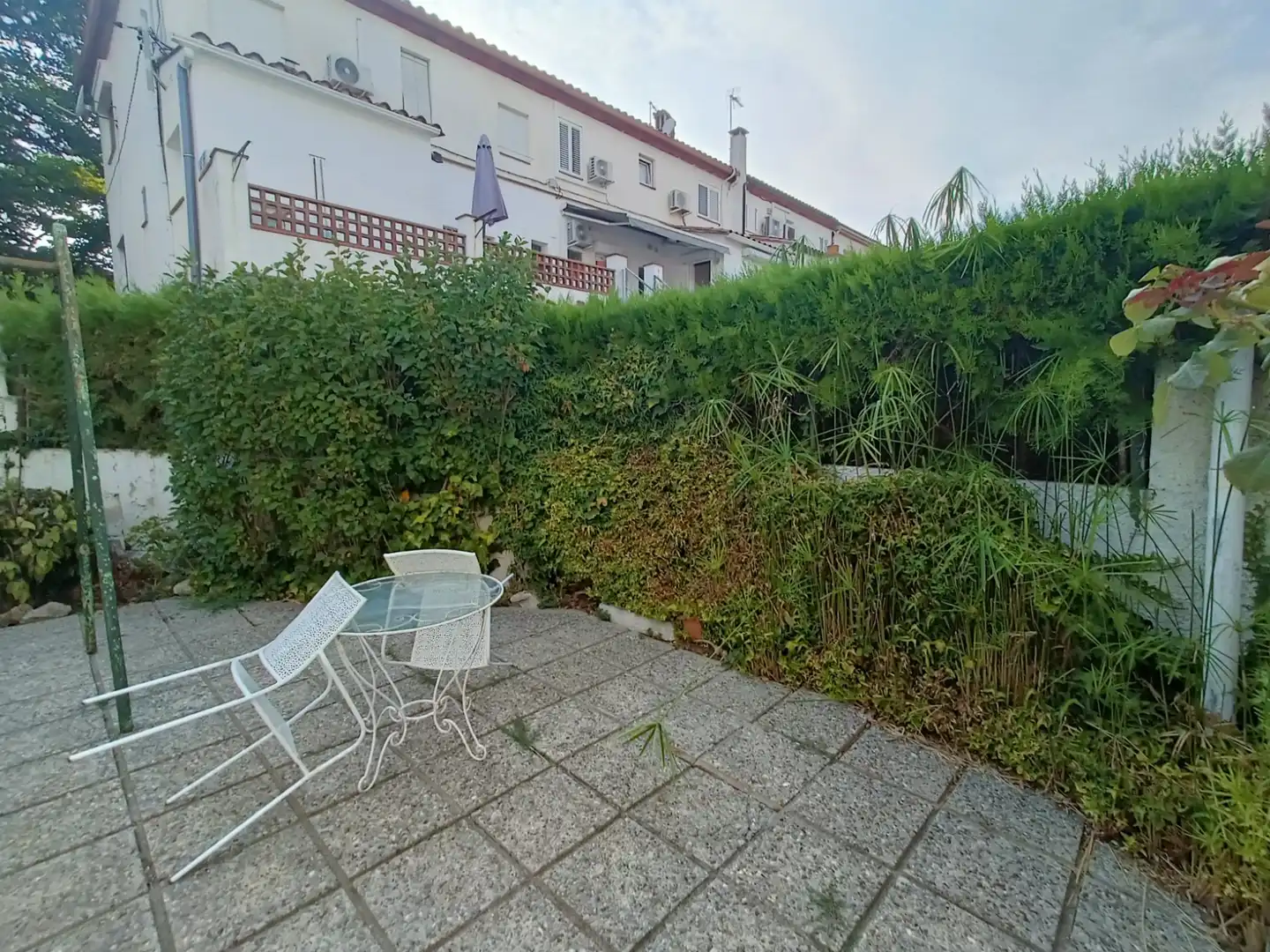 Terrasse von Einfamilien-Reihenhaus zur Miete in Girona mit Heizung, Privatgarten und Terrasse