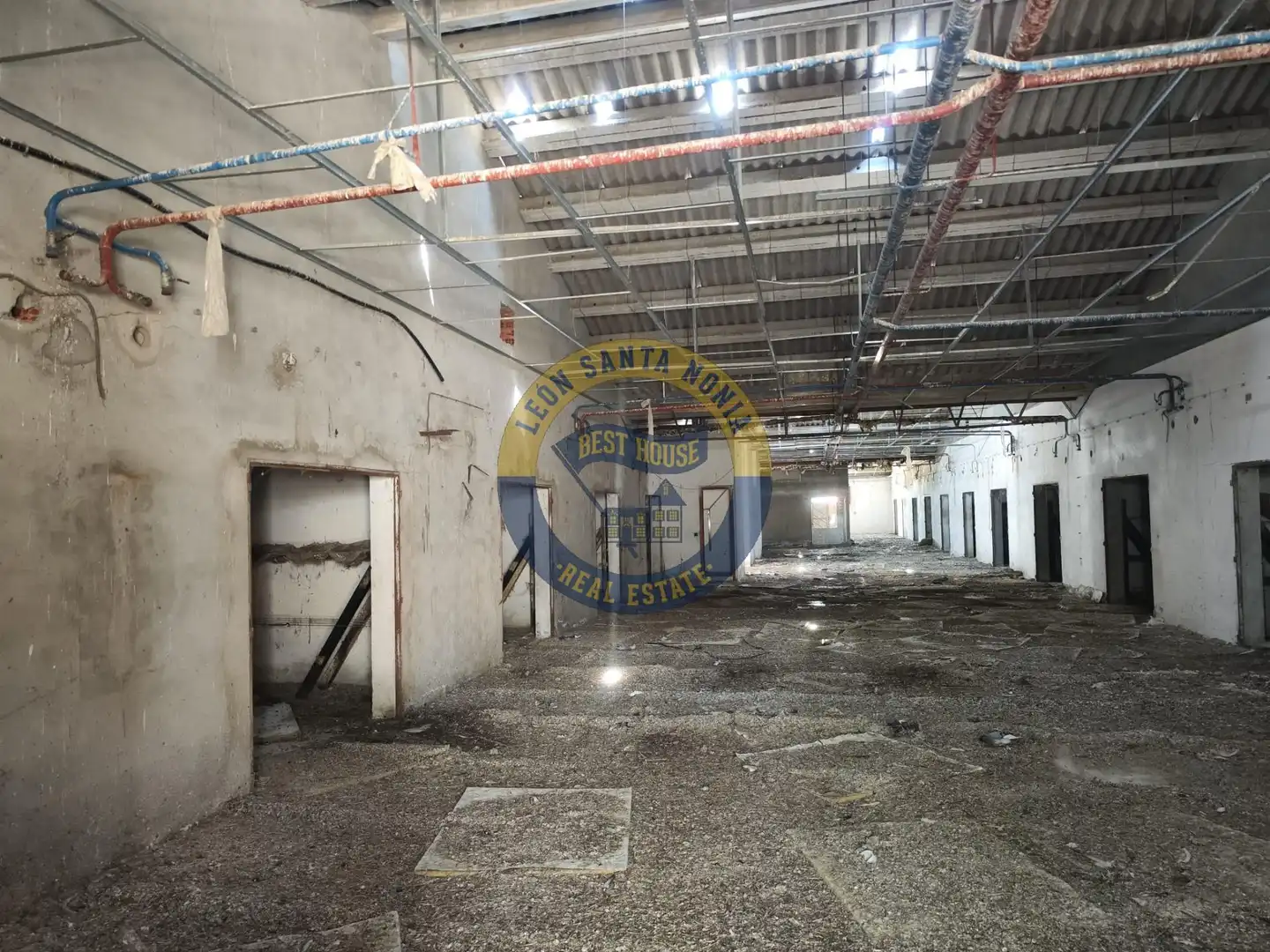 Nau industrial en venda a Riego de la Vega