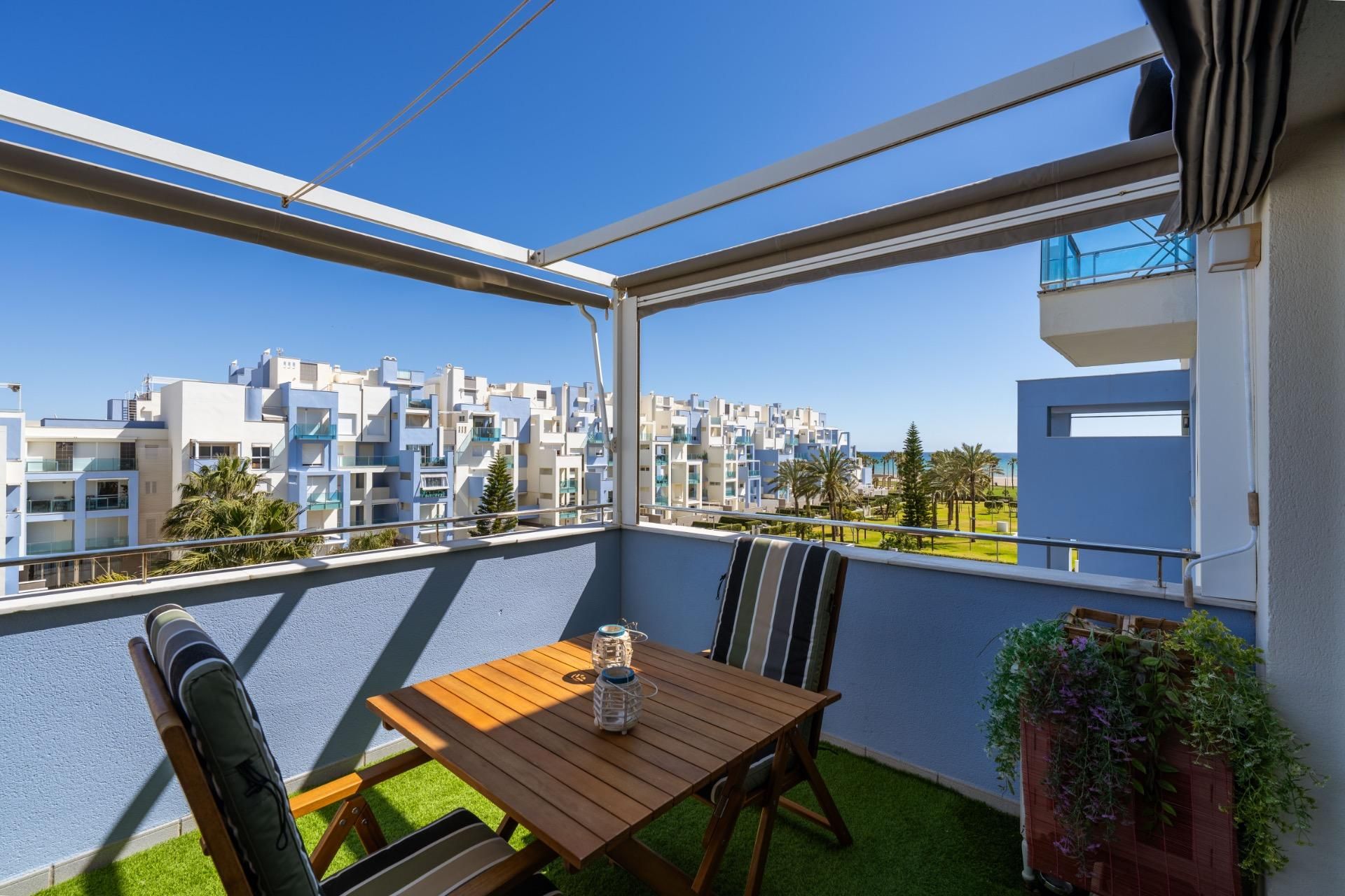 Terrassa de Pis en venda en Roquetas de Mar amb Aire condicionat, Jardí privat i Terrassa