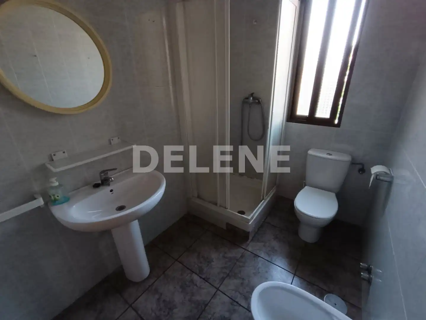 Casa aparellada amb terrassa en venda a Hellín, imagen 28