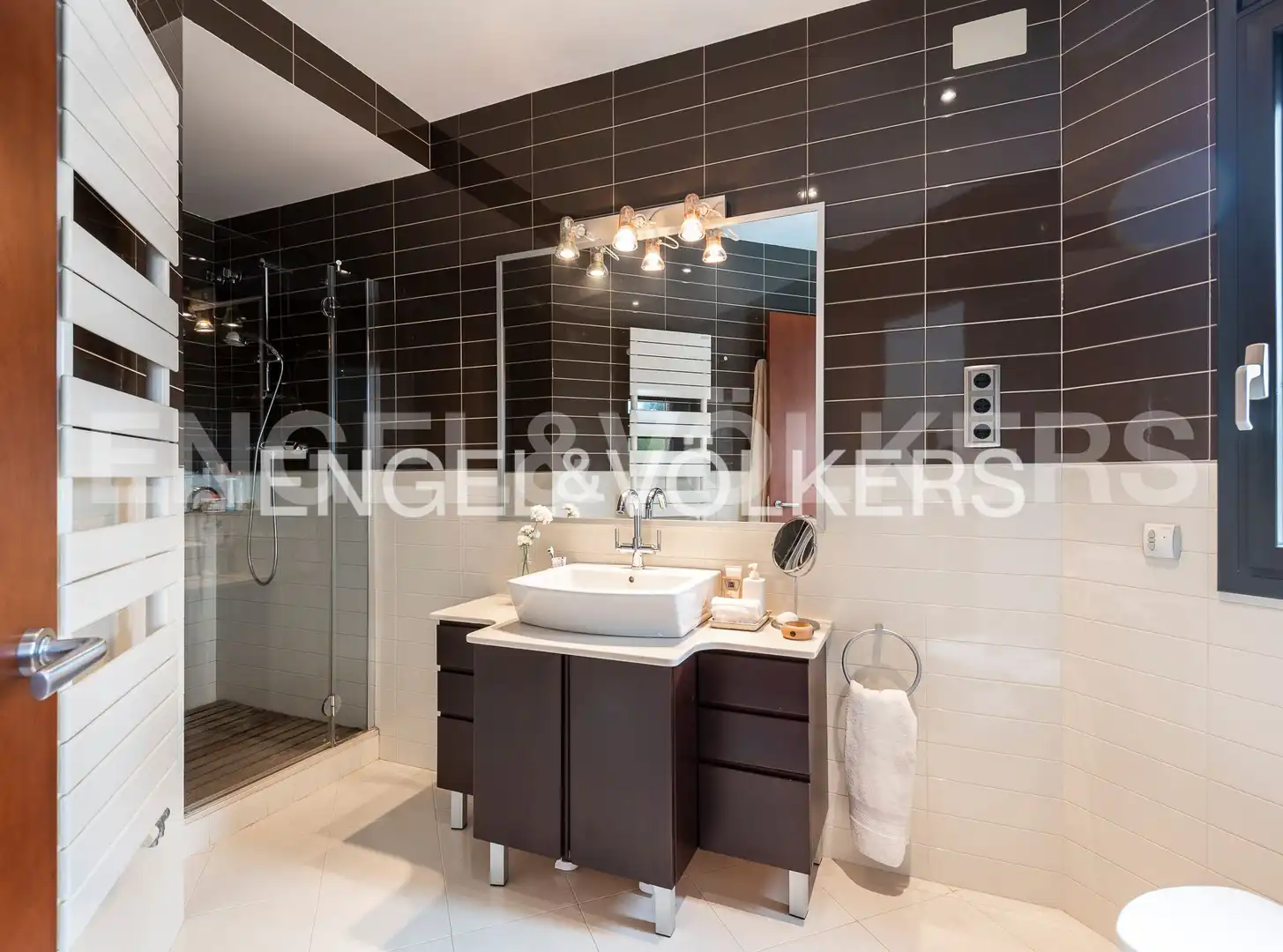 Bathroom of Houses for sale in Sant Cugat del Vallès  with Air Conditioner, Heating and Private garden