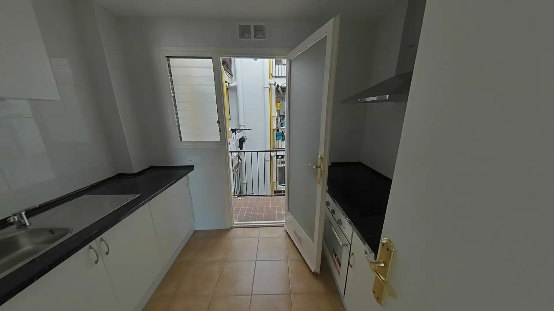 Cocina de Piso en venta en Barcelona con Calefacción