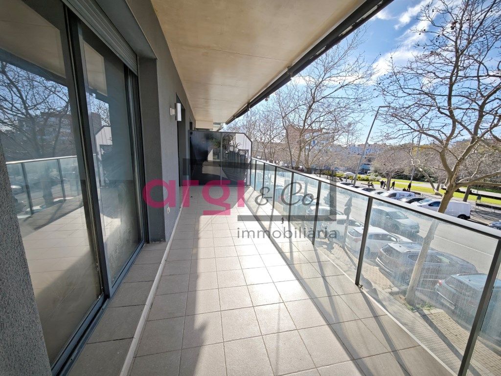 Terrassa de Pis de lloguer en Viladecans amb Aire condicionat, Calefacció i Terrassa