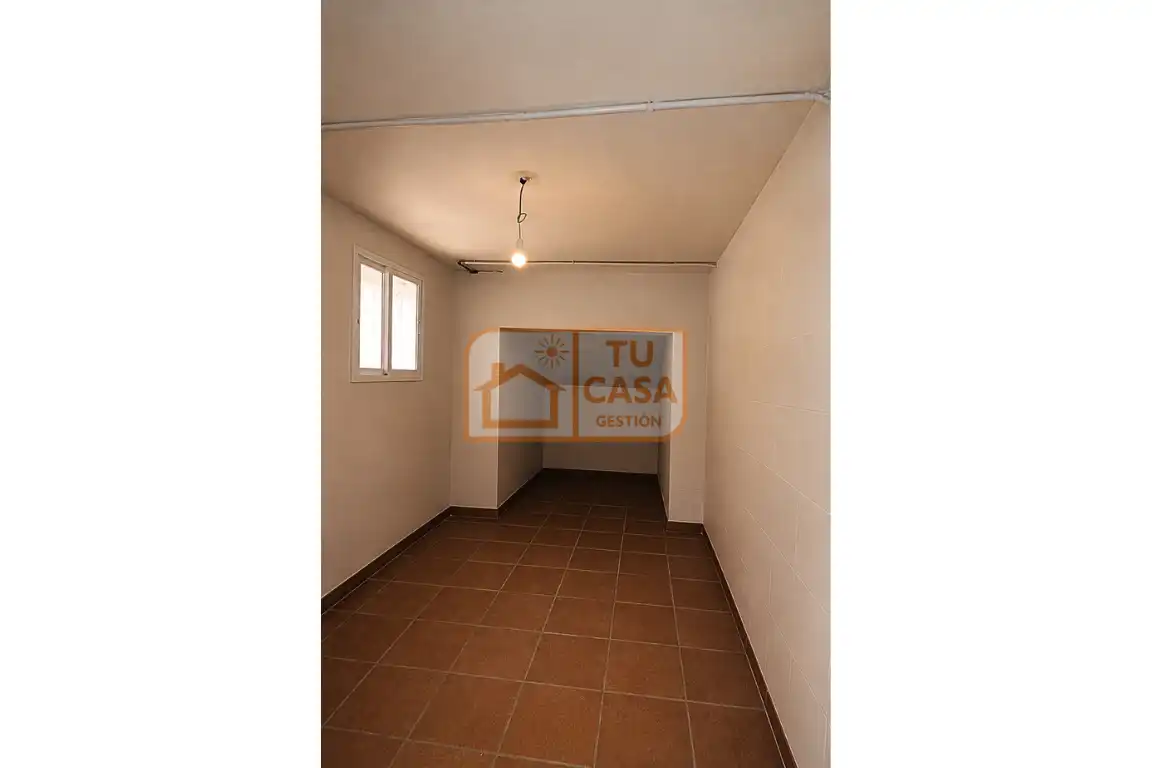 Reihenhaus mit Garten zum Verkauf in Calle Carlos Callejo, imagen 6