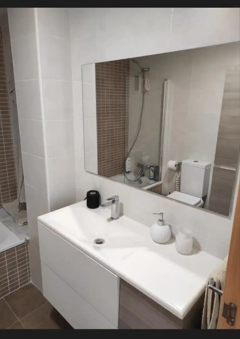 Baño de Dúplex en venta en Xeraco con Aire acondicionado, Amueblado y Piscina comunitaria
