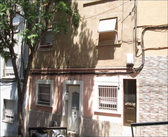Piso en Venta en C/ Pallaresa en Sant Crist