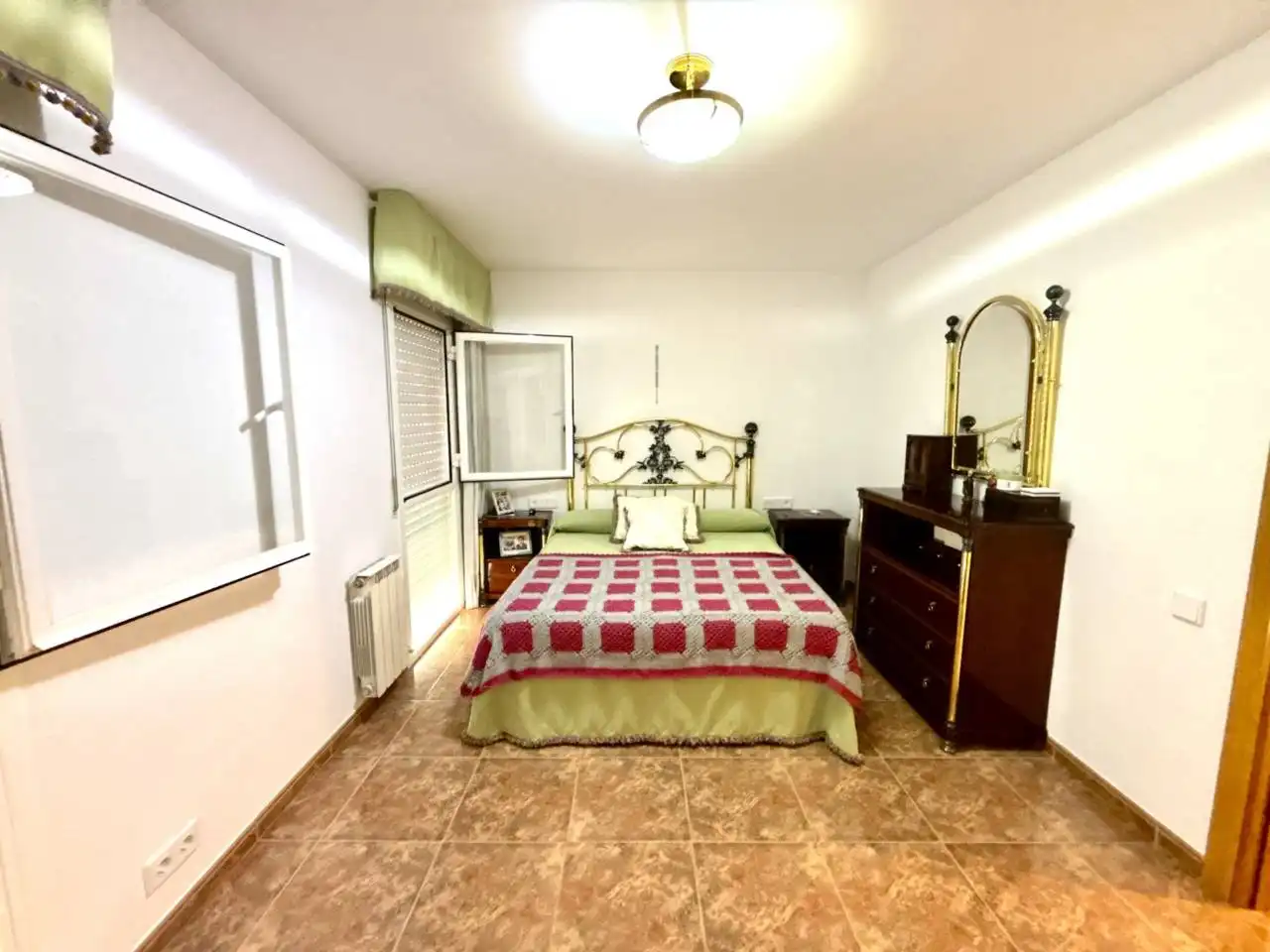 Bedroom of Houses for sale in Terrassa  with Air Conditioner, Heating and Private garden