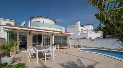 Foto 4 de Casa o xalet en venda a Cap Ras - Creus - Falconera, Empuriabrava