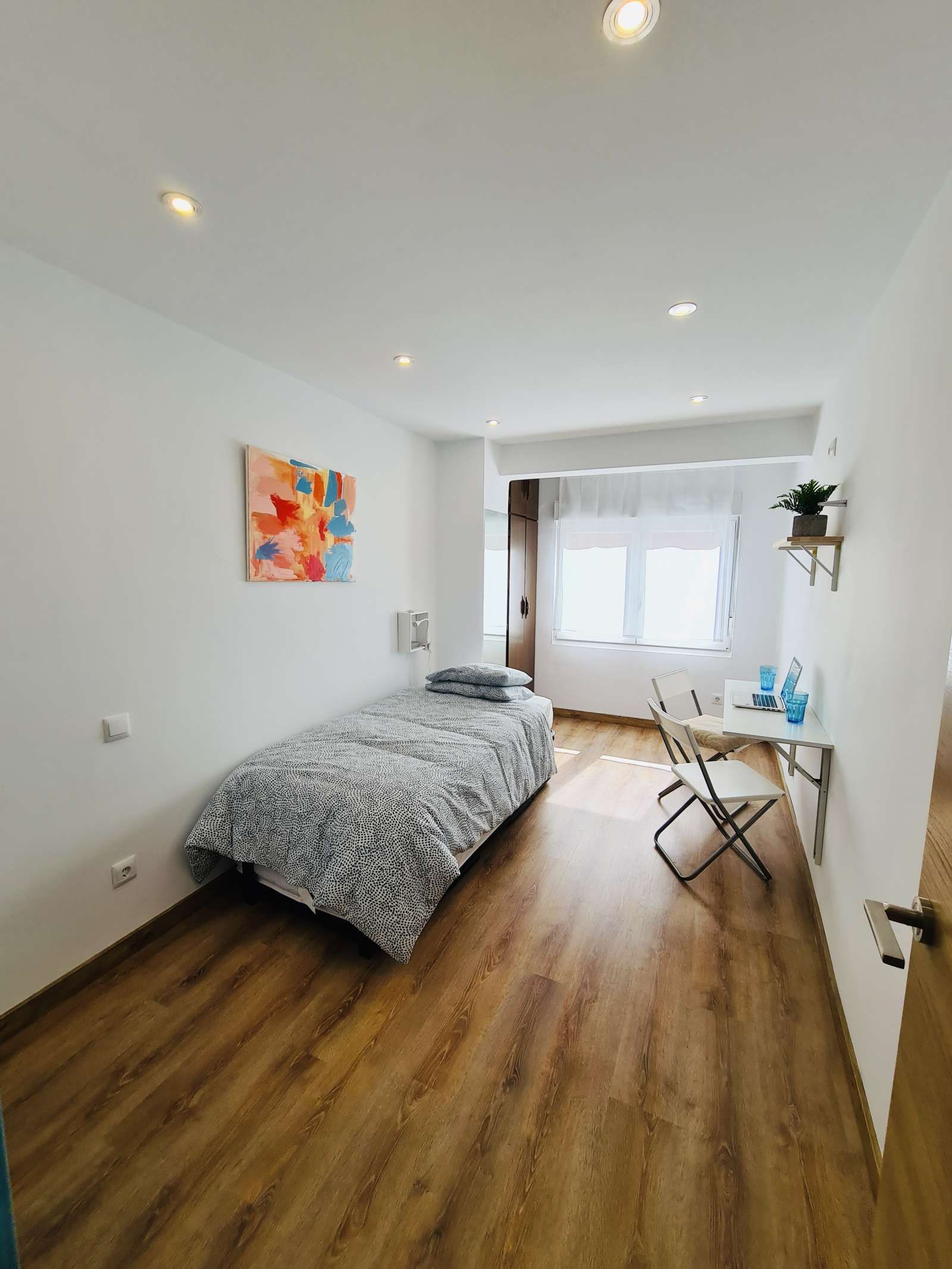 Bedroom of Flat to share in Santander  with Air Conditioner, Heating and Terrace