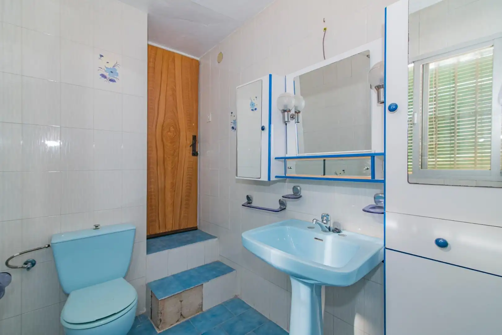 Baño de Casa adosada en venta en Pinos Puente con Terraza, Trastero y Balcón