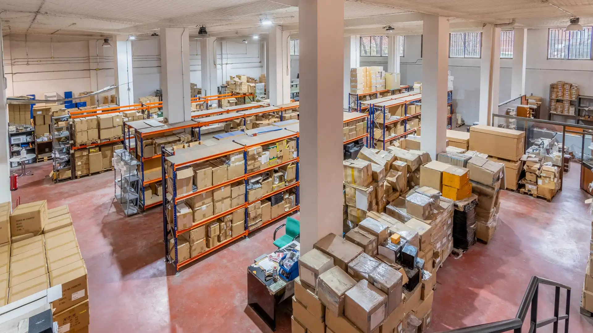 Industrial buildings for sale in Calle de Albasanz, Simancas