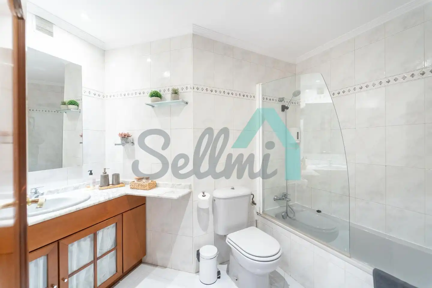 Bathroom of Duplexes for rent in Oviedo   with Heating, Parquet flooring and Storage room