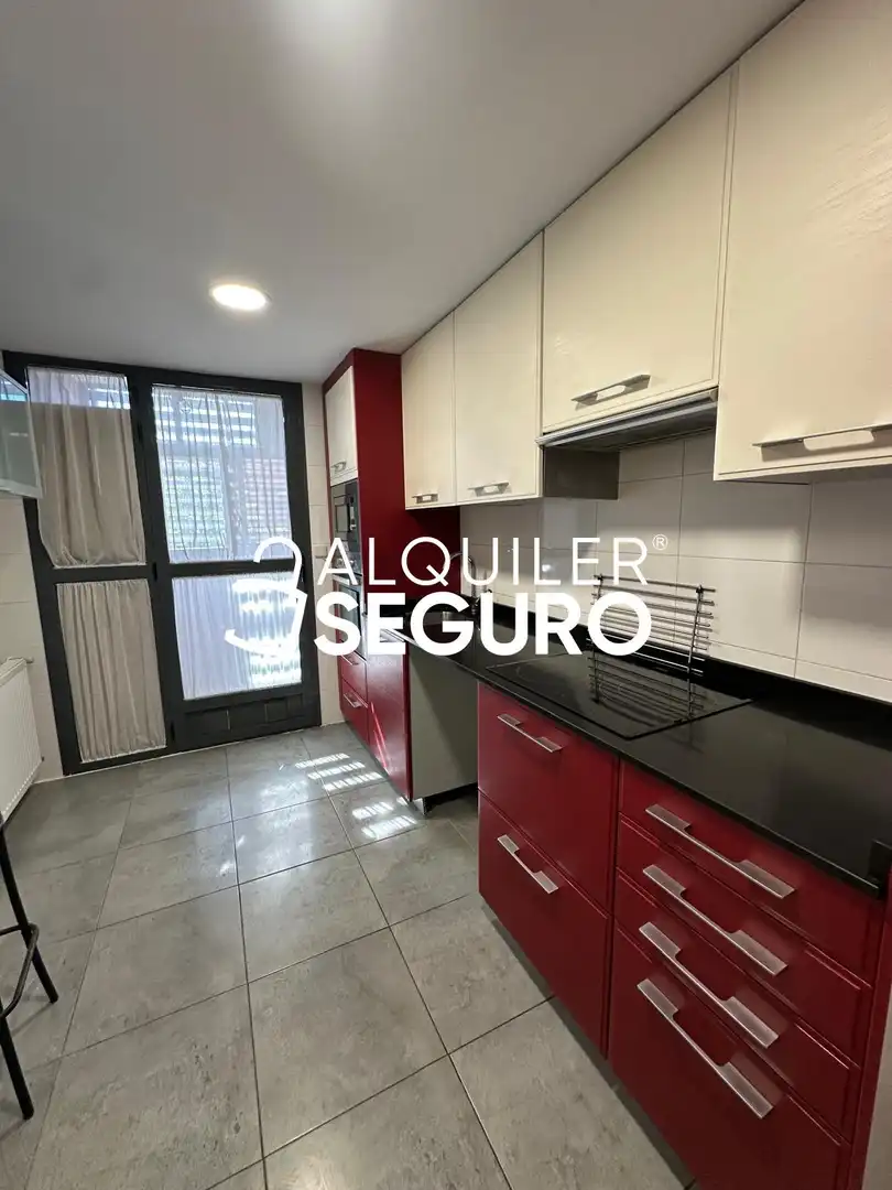 Cuina de Pis de lloguer en Arroyomolinos (Madrid) amb Aire condicionat, Calefacció i Terrassa