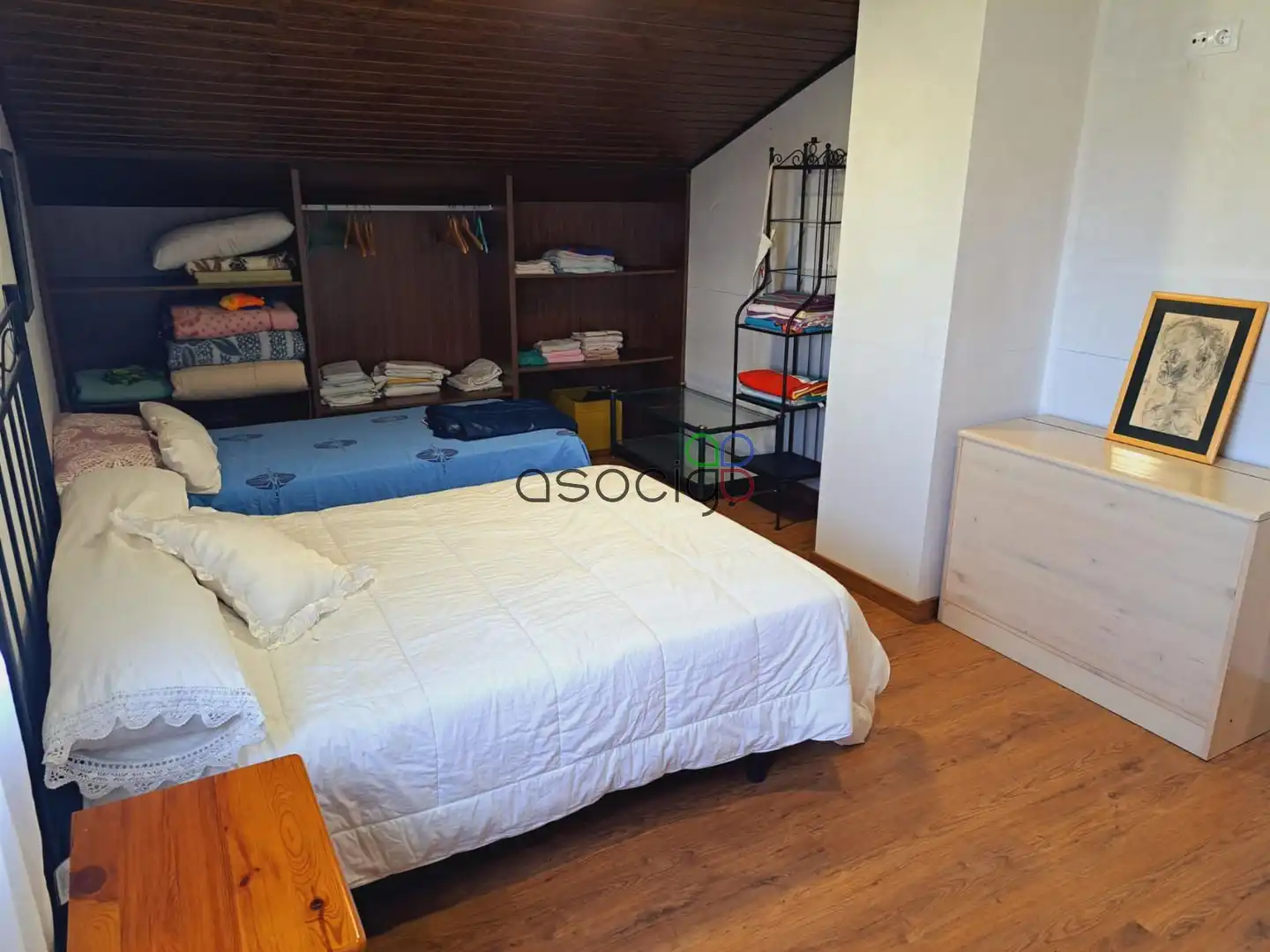Habitación de Casa o chalet en venta en Solanillos del Extremo con Calefacción, Trastero y Piscina