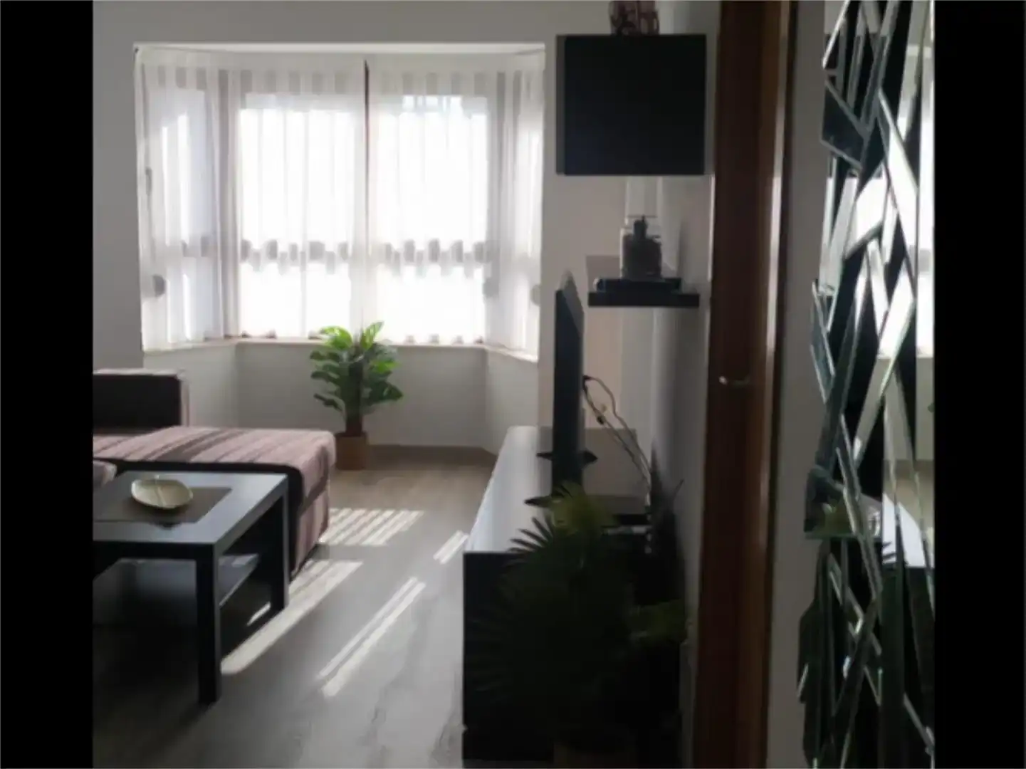 Wohnzimmer von Wohnungen zur Miete in Benidorm mit Klimaanlage, Schwimmbad und Balkon