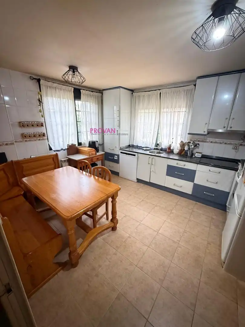 Kitchen of Detached homes for sale in Loeches  with Heating, Private garden and Storage room