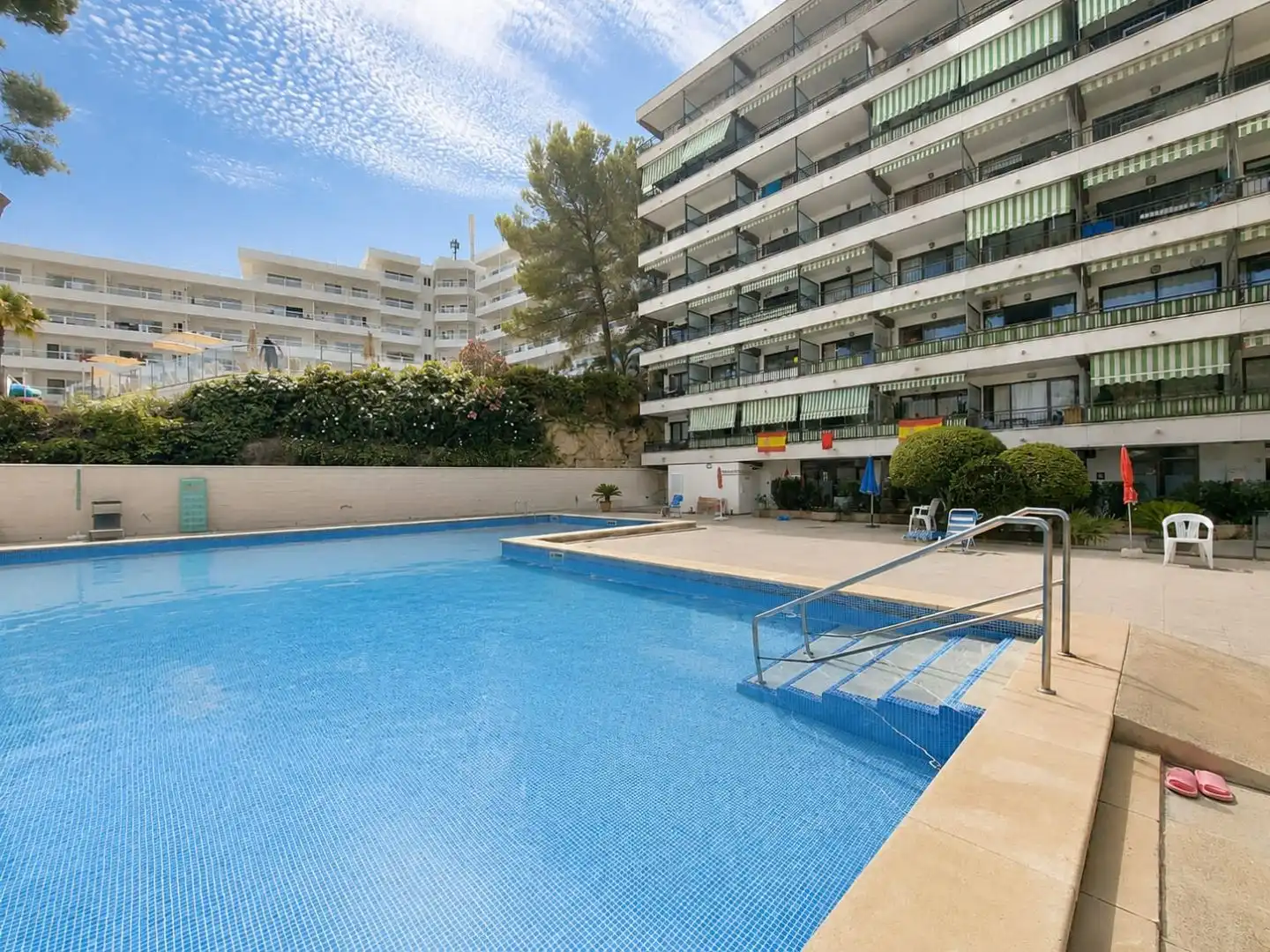 Schwimmbecken von Wohnung zum Verkauf in Calvià mit Klimaanlage, Terrasse und Balkon