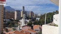 Vista exterior de Estudi en venda en Benidorm amb Aire condicionat, Calefacció i Parquet