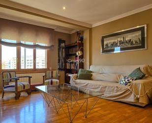 Living room of Flat for sale in  Lleida Capital  with Air Conditioner, Terrace and Balcony