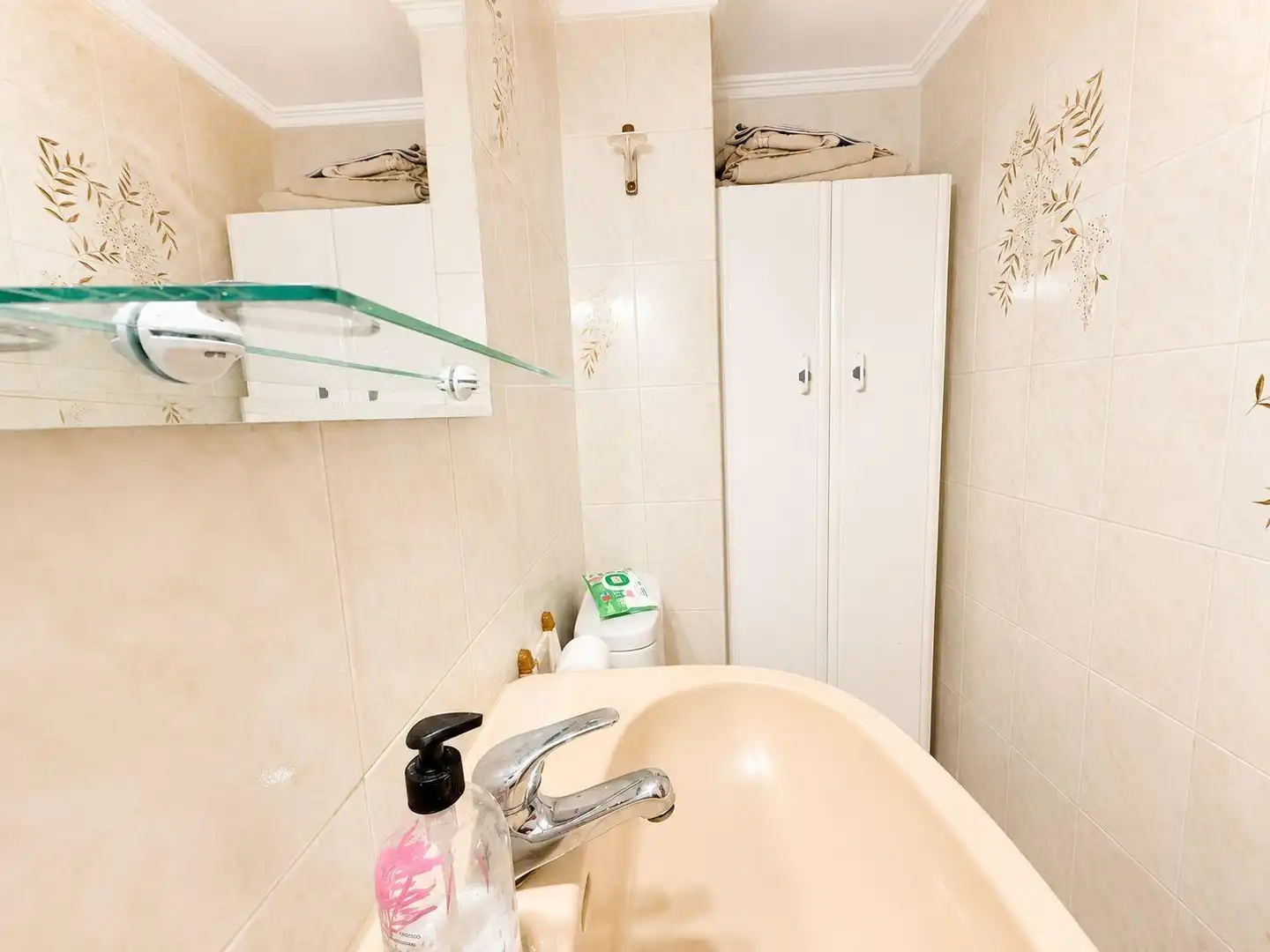 Baño de Piso en venta en Valencia con Aire acondicionado y Balcón
