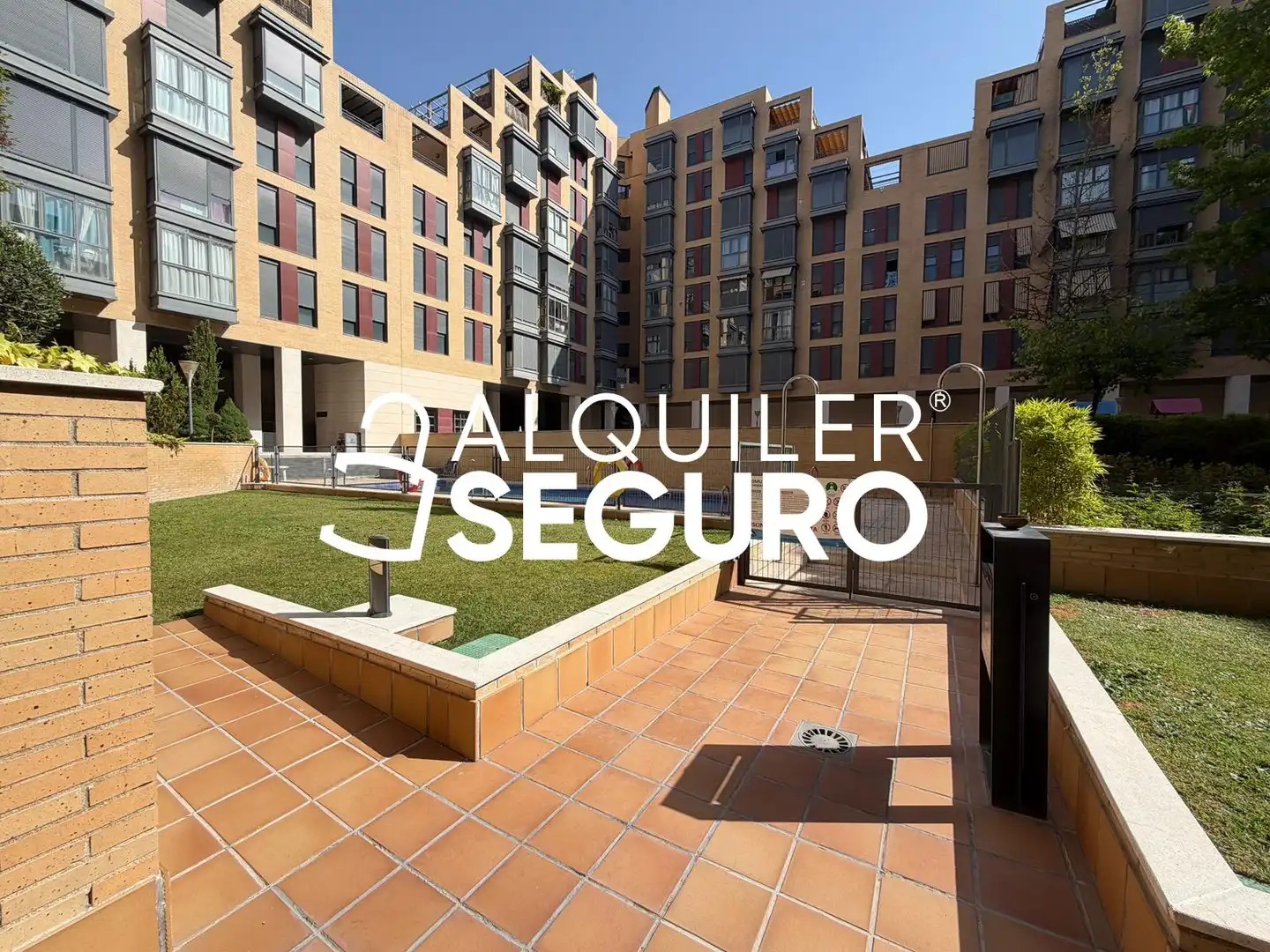 Vista exterior de Loft de alquiler en Madrid con Aire acondicionado, Calefacción y Trastero