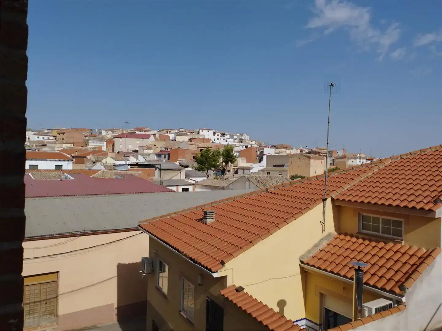Vista exterior de Local en venda en Santa Cruz de la Zarza