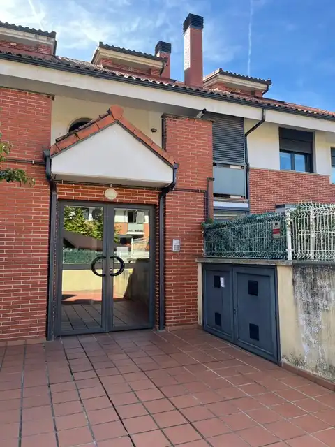 Appartement à louer à CA-403 32, imagen 17