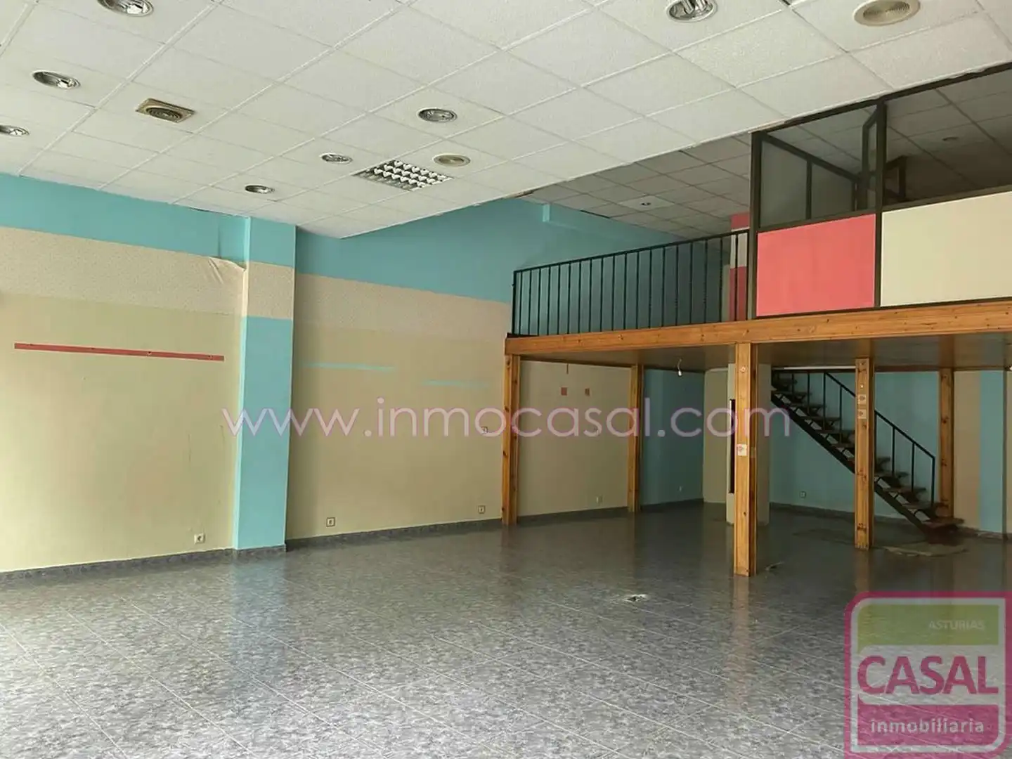 Local comercial en venta en La Villa - Bazuelo, imagen 2