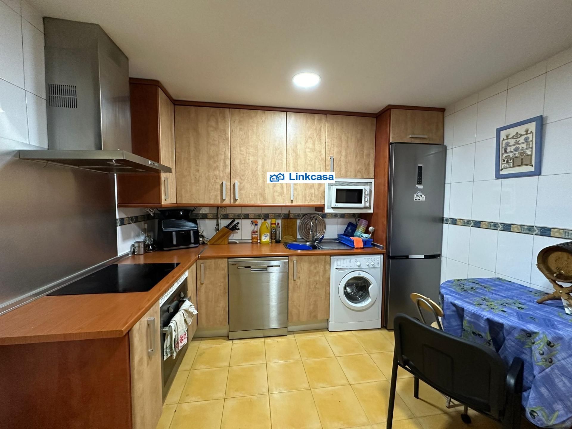 Cocina de Piso en venta en  Madrid Capital con Calefacción y Balcón