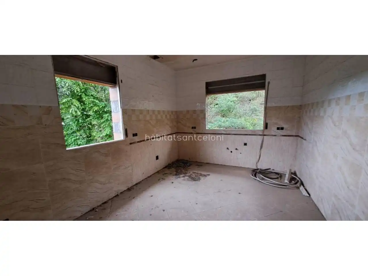 Casa con jardín en venta en Calle Baix Ebre 9, imagen 17