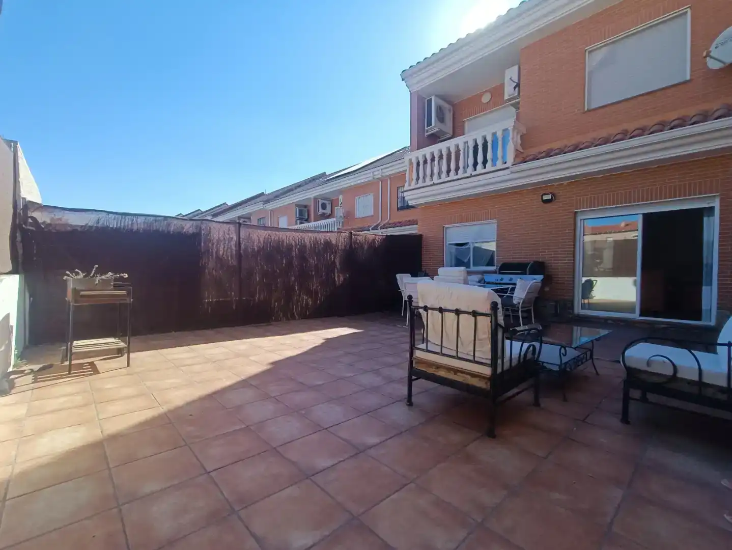 Terrassa de Casa adosada en venda en Recas amb Aire condicionat