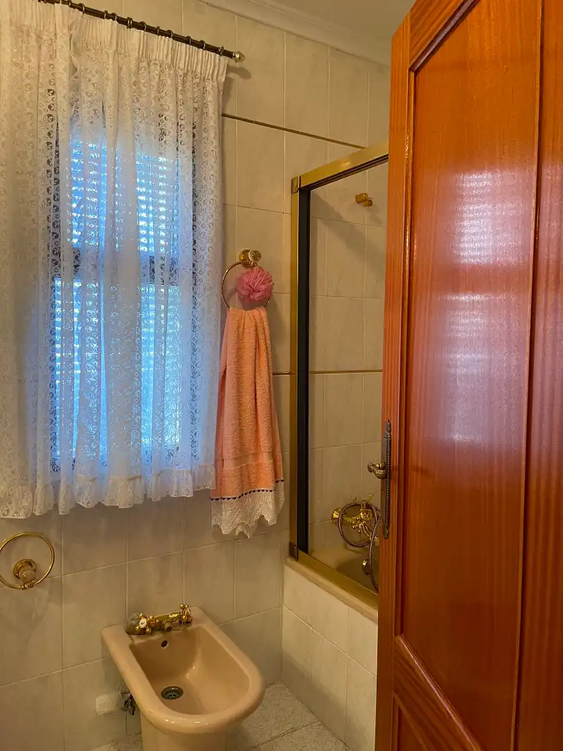 Bathroom of Houses for sale in Plasencia  with Heating, Private garden and Terrace