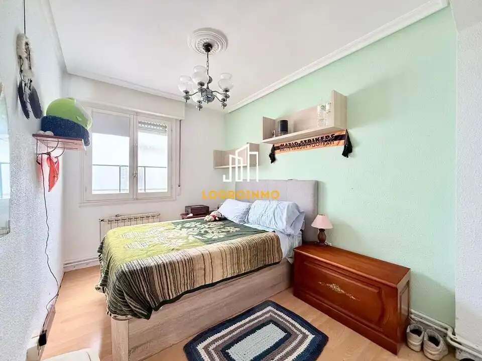Piso en venta en San Millán - Ayuntamiento