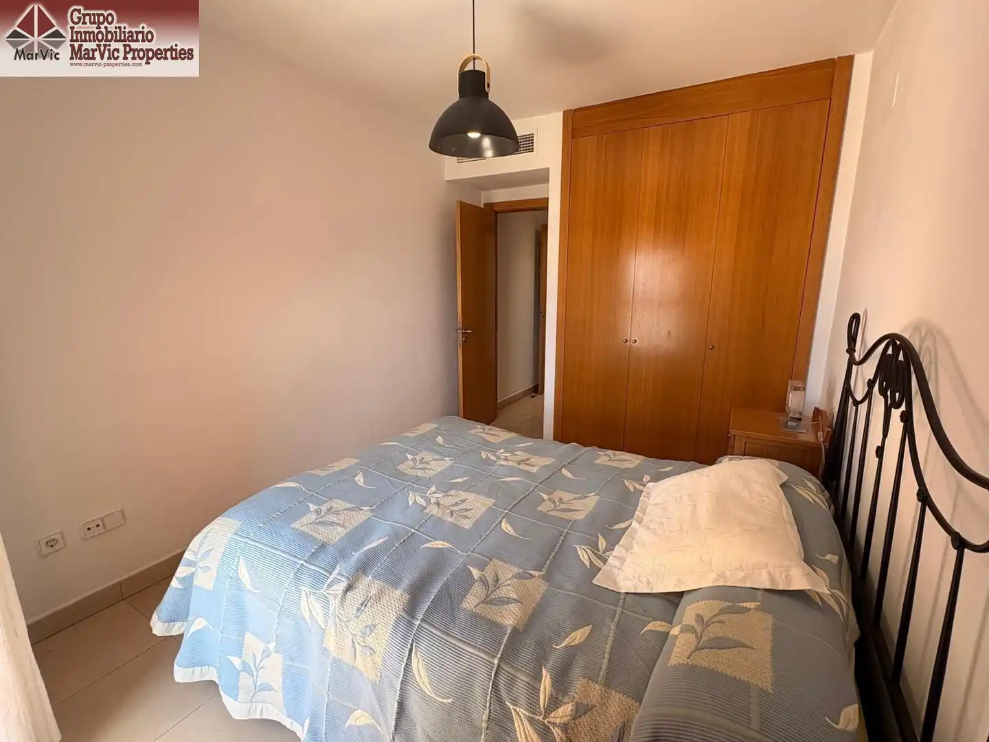 Dormitori de Pis en venda en Benidorm amb Aire condicionat, Terrassa i Moblat