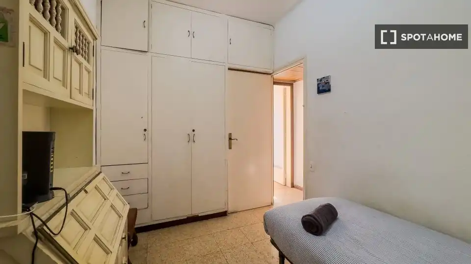 Flat with terrace to rent in Sant Martí, imagen 6